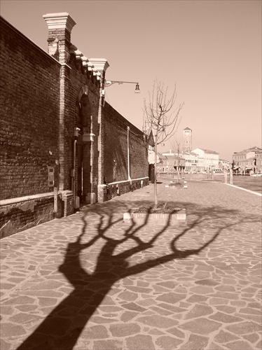 Venezia-Strašidelný tieň