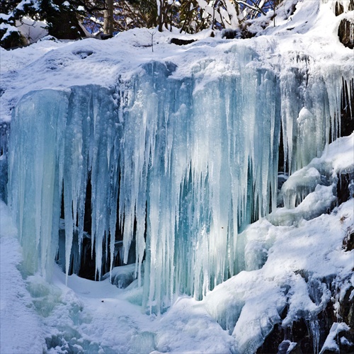 Zima na Šútovskom vodopáde